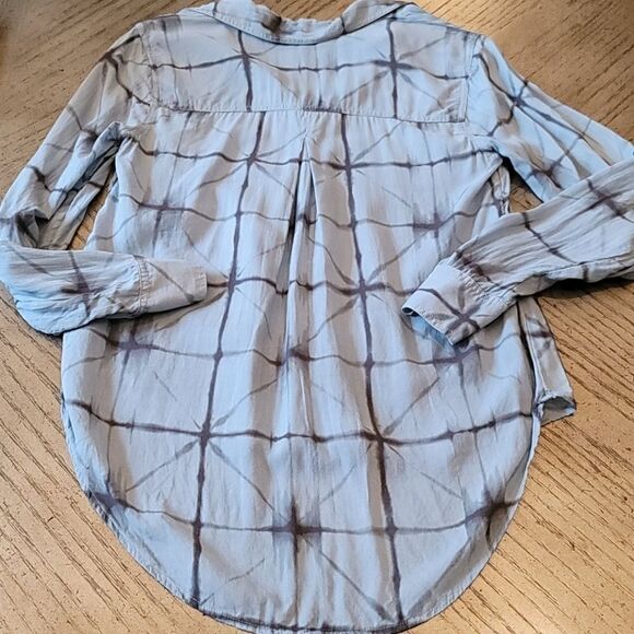 Rock & Republic size XS button down shirt - Picture 4 of 4